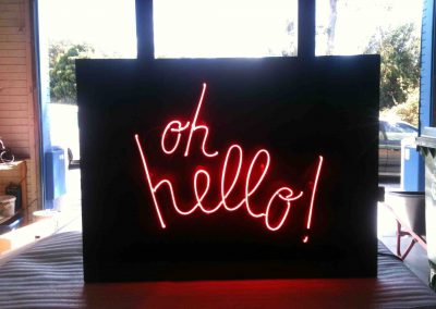 oh_hello_illuminated_signage_signwriting_griffith_graphics_signs_brisbane